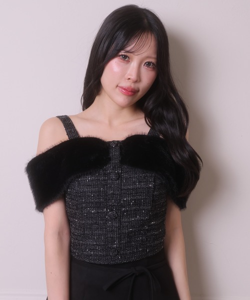LIPSERVICE（リップサービス）の「ファーオフショルツイードトップス（Tシャツ/カットソー・レディース・アイボリー/ベージュ/ブラック・FREE）」の8枚目の写真