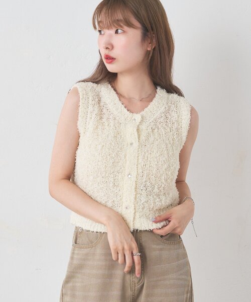 Kastane(カスタネ)の「【前後2WAY/4色展開】リボンヤーンタンク(タンクトップ・レディース・オフホワイト/サックスブルー/ベージュ/ブラウン・FREE)」の2枚目の写真