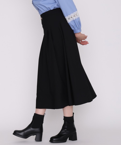 MISCH MASCH(ミッシュマッシュ)の「2026秋冬新作 ビットベルトタックフレアスカート(スカート・レディース・ブラック/ベージュ/グレー/ピンク・M/S)」の8枚目の写真