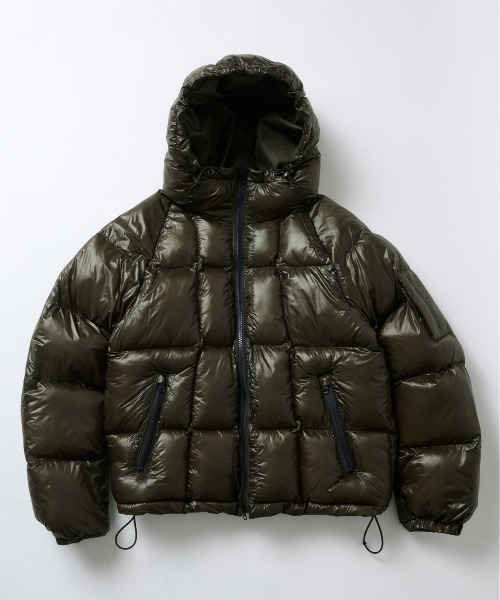 kutir(クティール)の「VOLUME HOOD PUFFER JACKET/ボリュームフードパフジャケット(ブルゾン・メンズ・ブラック/グレイッシュベージュ/カーキ/ネイビー/ライトブルー・MEDIUM/LARGE/X-LARGE/SMALL)」の3枚目の写真