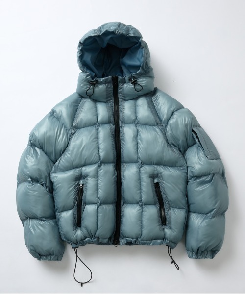 kutir(クティール)の「VOLUME HOOD PUFFER JACKET/ボリュームフードパフジャケット(ブルゾン・メンズ・ブラック/グレイッシュベージュ/カーキ/ネイビー/ライトブルー・MEDIUM/LARGE/X-LARGE/SMALL)」の4枚目の写真