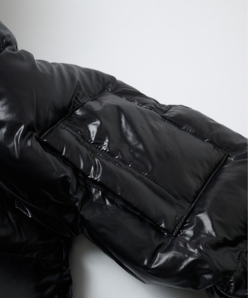 kutir(クティール)の「VOLUME HOOD PUFFER JACKET/ボリュームフードパフジャケット(ブルゾン・メンズ・ブラック/グレイッシュベージュ/カーキ/ネイビー/ライトブルー・MEDIUM/LARGE/X-LARGE/SMALL)」の13枚目の写真