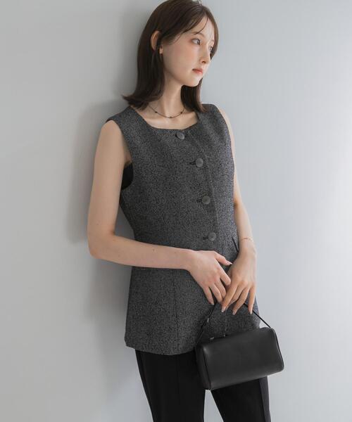 URBAN RESEARCH ROSSO WOMEN(アーバンリサーチ ロッソ)の「ループツイードスクエアネックジレ(ダウンベスト・レディース・ブラック/ブラック系その他・FREE)」の1枚目の写真