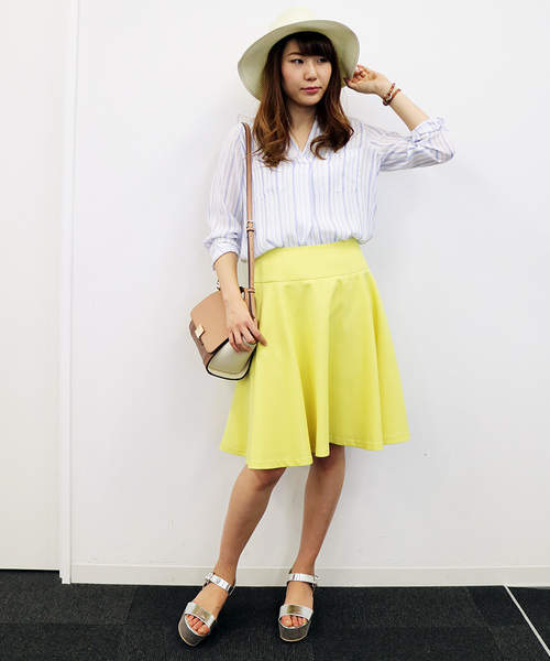 N.(N. Natural Beauty Basic)(エヌエヌナチュラルビューティーベーシック)の「ビエラブラウス フロントタック(シャツ/ブラウス・レディース・カーキ/ネイビー/ブルー系その他/ホワイト/ベージュ系その他/ピンク・MEDIUM)」の9枚目の写真