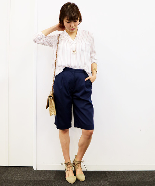 N.(N. Natural Beauty Basic)(エヌエヌナチュラルビューティーベーシック)の「ビエラブラウス フロントタック(シャツ/ブラウス・レディース・カーキ/ネイビー/ブルー系その他/ホワイト/ベージュ系その他/ピンク・MEDIUM)」の21枚目の写真