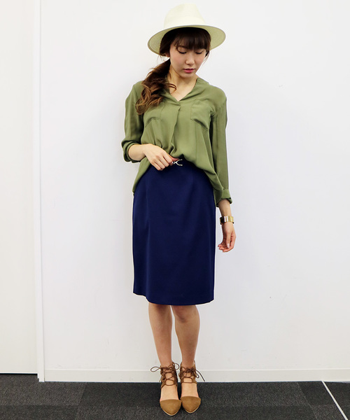 N.(N. Natural Beauty Basic)(エヌエヌナチュラルビューティーベーシック)の「ビエラブラウス フロントタック(シャツ/ブラウス・レディース・カーキ/ネイビー/ブルー系その他/ホワイト/ベージュ系その他/ピンク・MEDIUM)」の17枚目の写真