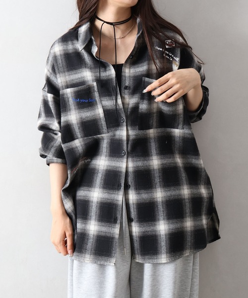 SpRay(スプレイ)の「ビエラチェック刺繍BIGシャツ(シャツ/ブラウス・レディース・ブラック/オフホワイト・FREE)」の15枚目の写真