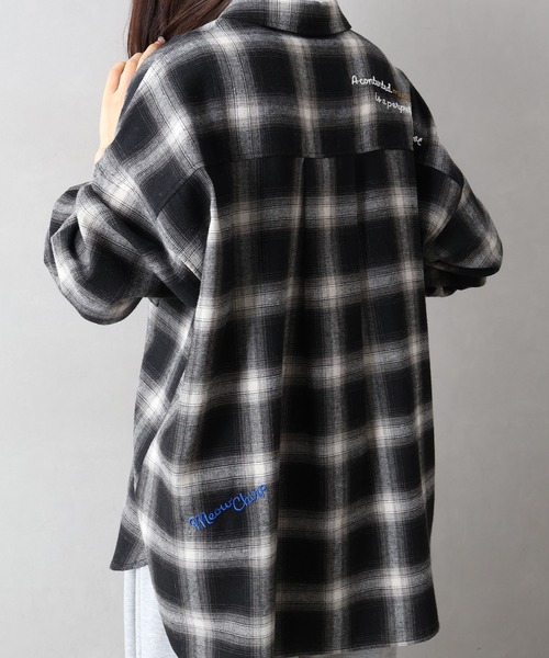 SpRay(スプレイ)の「ビエラチェック刺繍BIGシャツ(シャツ/ブラウス・レディース・ブラック/オフホワイト・FREE)」の17枚目の写真