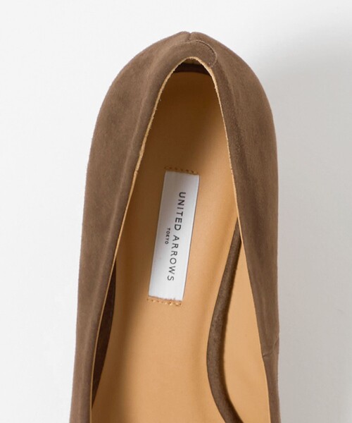 UNITED ARROWS(ユナイテッドアローズ)の「EVERY ポインテッド パンプス(パンプス・レディース・ブラック/ブラウン系・37h/36/37/38/35/35h/36h)」の8枚目の写真