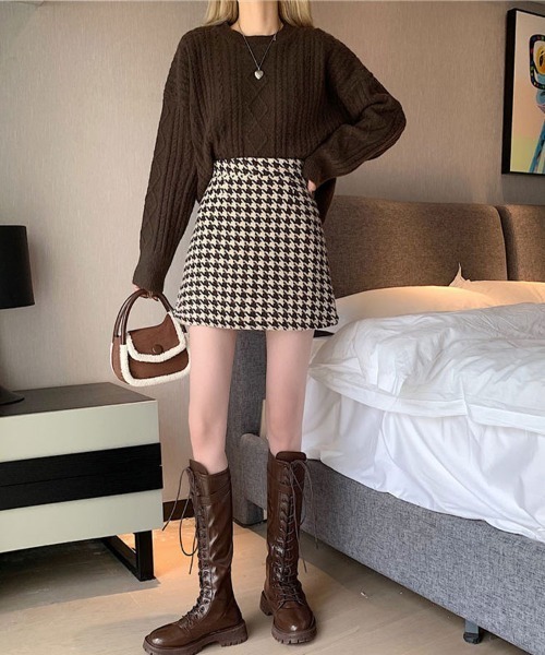 Flugge(フラッジー)の「千鳥柄台形ミニスカート(スカート・レディース・ブラウン/ブラック・LARGE/MEDIUM)」の4枚目の写真