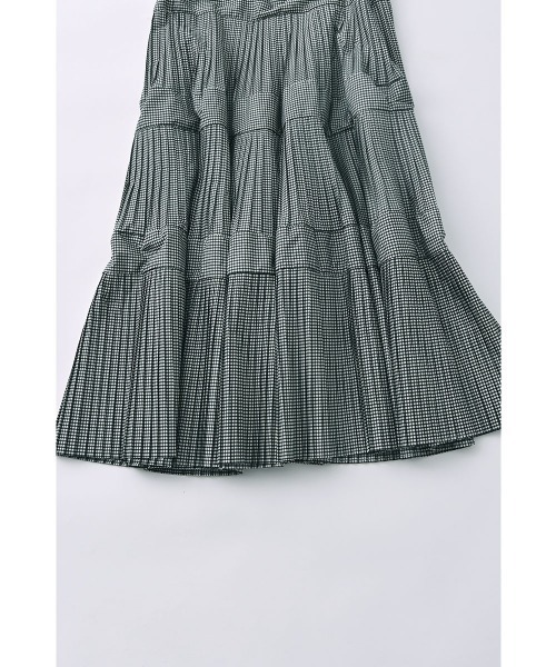 marjour(マージュール)の「TAFFETA CHECK TIERED SKIRT(スカート・レディース・ブラック・M)」の9枚目の写真