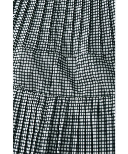 marjour(マージュール)の「TAFFETA CHECK TIERED SKIRT(スカート・レディース・ブラック・M)」の11枚目の写真
