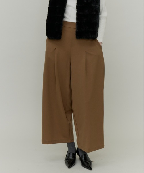 Plumel(プルメル)の「Crepe Jersey Cocoon Wide Pants / カットジョーゼットコクーンパンツ(スラックス・レディース・ブラウン/ブラック・MEDIUM/LARGE)」の9枚目の写真