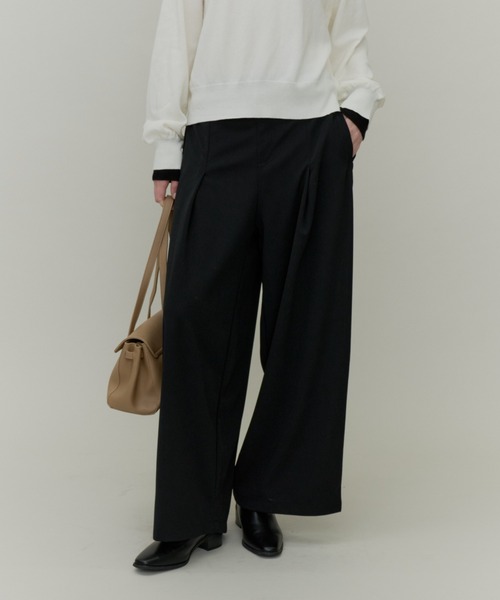 Plumel(プルメル)の「Crepe Jersey Cocoon Wide Pants / カットジョーゼットコクーンパンツ(スラックス・レディース・ブラウン/ブラック・MEDIUM/LARGE)」の6枚目の写真