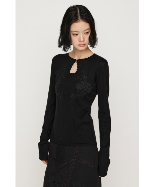 SLY(スライ)の「FLOWER EMBROIDERY HG TOPS フラワーエンブロイダリーハイゲージトップス 秋服(ニット/セーター・レディース・ホワイト/ブラック・FREE)」の13枚目の写真
