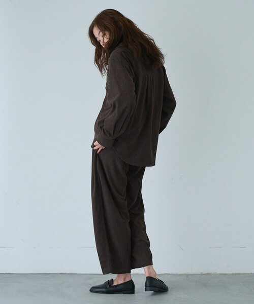COLONY 2139(コロニートゥーワンスリーナイン)の「セットアップ/秋服 コーデュロイシャツ(シャツ/ブラウス・レディース・ピンク/ブラウン/チャコールグレー・FREE)」の21枚目の写真