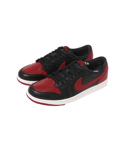 JORDAN BRAND（ジョーダンブランド）の「AIR JORDAN 1 RETRO LOW OG IW6276-001（スニーカー・メンズ・レッド・27.5cm/28.5cm/28cm/27cm/26cm/24.5cm/24cm/23.5cm/23cm/26.5cm）」の3枚目の写真