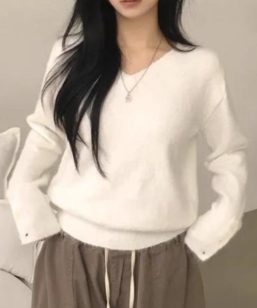 semplice（センプリチェ）の「ニット・セーター【韓国ファッション】（ニット/セーター・レディース・キャメル/ネイビー/グレー/オフホワイト・F）」の2枚目の写真