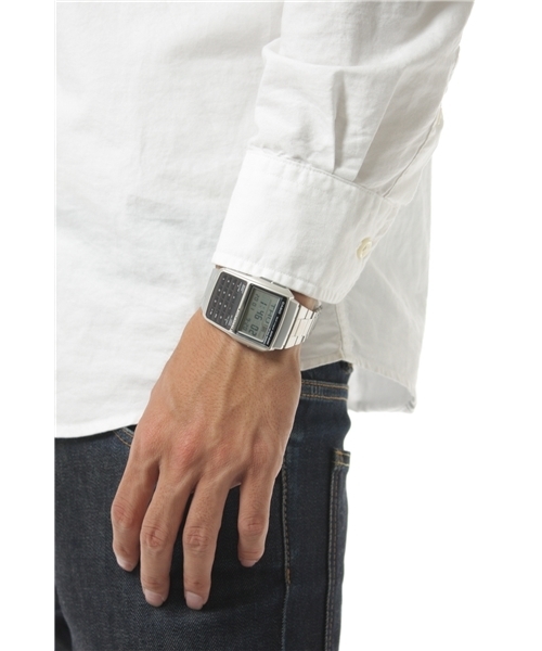 AMERICAN RAG CIE(アメリカンラグシー)の「CASIO(カシオ)時計 BRI-DBC32D-1A(アナログ腕時計・メンズ・シルバー・フリ-)」の6枚目の写真