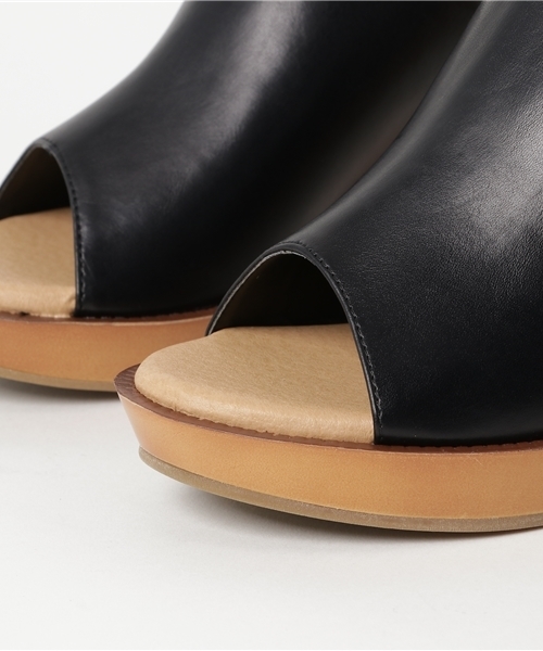 LBC(エルビーシー)の「サボミュール (サンダル・レディース・ブラック/ライトブラウン/シルバー・LARGE/MEDIUM)」の7枚目の写真