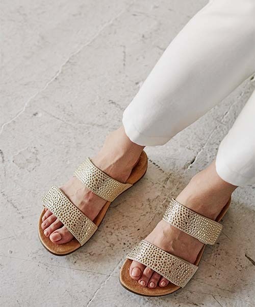 vionic(バイオニック)の「【vionic/バイオニック】SAMOA/サモア(サンダル)」 - WEAR