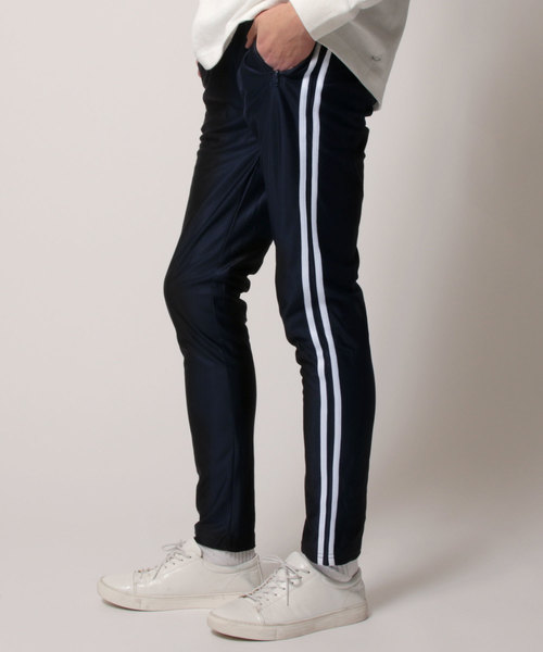 THE CASUAL(カジュアル)の「サイドラインテーパードスキニートラックジャージパンツ(その他パンツ・メンズ・ブルー系その他3/ブルー系その他4/ブラック系その他/ブラック系その他2/ブラック系その他3/ブラック系その他4/ブラック系その他5/ブラック系その他6/ブルー系その他/ブルー系その他2/ホワイト系その他/ブラック系その他7/ホワイト系その他3/ホワイト系その他2・L/M/S/XL)」の12枚目の写真