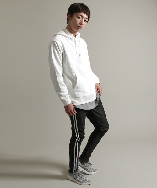 THE CASUAL(カジュアル)の「サイドラインテーパードスキニートラックジャージパンツ(その他パンツ・メンズ・ブルー系その他3/ブルー系その他4/ブラック系その他/ブラック系その他2/ブラック系その他3/ブラック系その他4/ブラック系その他5/ブラック系その他6/ブルー系その他/ブルー系その他2/ホワイト系その他/ブラック系その他7/ホワイト系その他3/ホワイト系その他2・L/M/S/XL)」の15枚目の写真