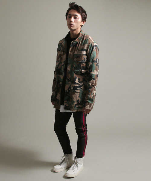 THE CASUAL(カジュアル)の「サイドラインテーパードスキニートラックジャージパンツ(その他パンツ・メンズ・ブルー系その他3/ブルー系その他4/ブラック系その他/ブラック系その他2/ブラック系その他3/ブラック系その他4/ブラック系その他5/ブラック系その他6/ブルー系その他/ブルー系その他2/ホワイト系その他/ブラック系その他7/ホワイト系その他3/ホワイト系その他2・L/M/S/XL)」の16枚目の写真