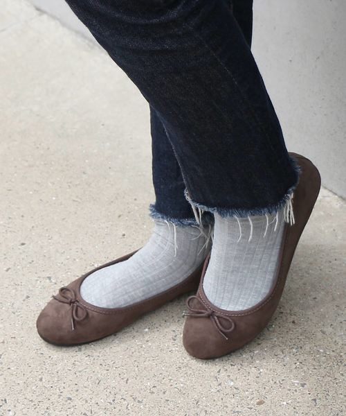 AmiAmi（アミアミ）の「【まいにちバレエ】ラウンドトゥ バレエシューズ/バレエコア（バレエシューズ・レディース・ライトグレー/レオパード/ゴールド系その他/マルチ/ブルー系その他2/ベージュ/グレー/ピンク/グリーン/ブラック系その他/グレー系その他/ブルー系その他/ブラック系その他2/ブラック系その他3/ブラック/ブラウン/ワイン/ホワイト/レッド/グレイッシュブルー/コーラル/グレイッシュベージュ/シルバー/ブラック系その他4/グレー系その他2/ネイビー/ブラック系その他5/ブルー系その他3/ベージュ系その他/ピンク系その他/ナチュラル/カーキ/ブルー系その他4/ブラウン系その他/アニマル/ベージュ系その他2/ダークベージュ/ゼブラ/モスグリーン/ライトブルー/スモークピンク/ブラウン系その他2/ブラック系その他6/ブロンズ/シルバー系その他/ホワイト×ブラック/チョコ/チェリーレッド/ブラック系その他7・38/35/36/37/39/40）」の16枚目の写真