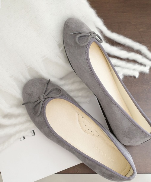 AmiAmi（アミアミ）の「【まいにちバレエ】ラウンドトゥ バレエシューズ/バレエコア（バレエシューズ・レディース・ライトグレー/レオパード/ゴールド系その他/マルチ/ブルー系その他2/ベージュ/グレー/ピンク/グリーン/ブラック系その他/グレー系その他/ブルー系その他/ブラック系その他2/ブラック系その他3/ブラック/ブラウン/ワイン/ホワイト/レッド/グレイッシュブルー/コーラル/グレイッシュベージュ/シルバー/ブラック系その他4/グレー系その他2/ネイビー/ブラック系その他5/ブルー系その他3/ベージュ系その他/ピンク系その他/ナチュラル/カーキ/ブルー系その他4/ブラウン系その他/アニマル/ベージュ系その他2/ダークベージュ/ゼブラ/モスグリーン/ライトブルー/スモークピンク/ブラウン系その他2/ブラック系その他6/ブロンズ/シルバー系その他/ホワイト×ブラック/チョコ/チェリーレッド/ブラック系その他7・38/35/36/37/39/40）」の13枚目の写真