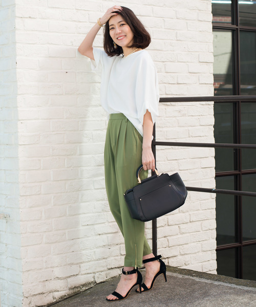 RIVE DROITE（リヴドロワ）の「【洗える】ドルマンターンスリーブブラウス（シャツ/ブラウス・レディース・ホワイト/ネイビー/イエロー・FREE）」の22枚目の写真