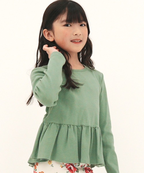 Bee des Bee(ビーデスビー)の「ペプラムトップス(Tシャツ/カットソー・キッズ・チャコール/ブラック/ブルーグレー/ラベンダー/グレイッシュベージュ/コーラルピンク/ブラウン/ブルー系その他/アイボリー/ワインレッド/ブルー系/チャコールグレー/サックスブルー/ベージュ系/ピンク系/ライトブラウン/ライラック系/グリーン系/カーキオリーブ・130cm/90cm/100cm/140cm/120cm/110cm/150cm)」の11枚目の写真