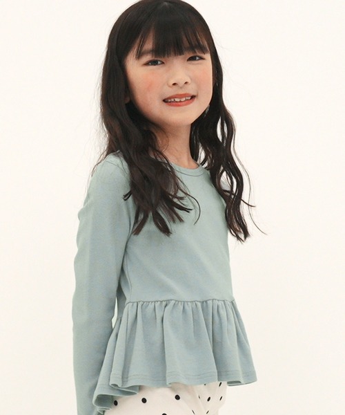 Bee des Bee(ビーデスビー)の「ペプラムトップス(Tシャツ/カットソー・キッズ・チャコール/ブラック/ブルーグレー/ラベンダー/グレイッシュベージュ/コーラルピンク/ブラウン/ブルー系その他/アイボリー/ワインレッド/ブルー系/チャコールグレー/サックスブルー/ベージュ系/ピンク系/ライトブラウン/ライラック系/グリーン系/カーキオリーブ・130cm/90cm/100cm/140cm/120cm/110cm/150cm)」の12枚目の写真