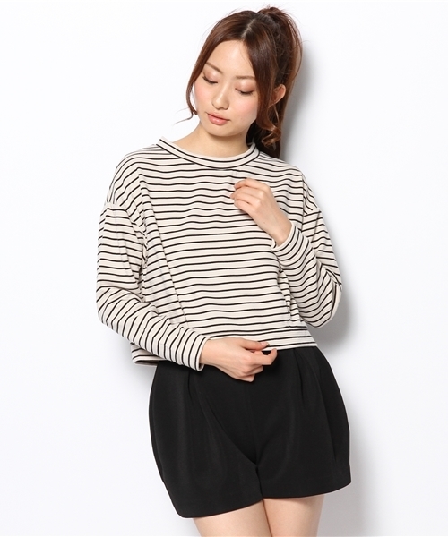 Chico(チコ)の「ボーダーハイネックTOPS(Tシャツ/カットソー・レディース・オフホワイト/スミクロ・FREE)」の1枚目の写真