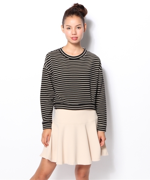 Chico(チコ)の「ボーダーハイネックTOPS(Tシャツ/カットソー・レディース・オフホワイト/スミクロ・FREE)」の9枚目の写真