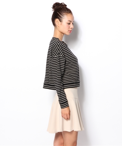 Chico(チコ)の「ボーダーハイネックTOPS(Tシャツ/カットソー・レディース・オフホワイト/スミクロ・FREE)」の4枚目の写真