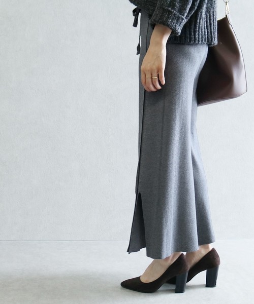 reca(レカ)の「美脚シルエット◇スリット入りニットワイドパンツ(その他パンツ)」|グレー