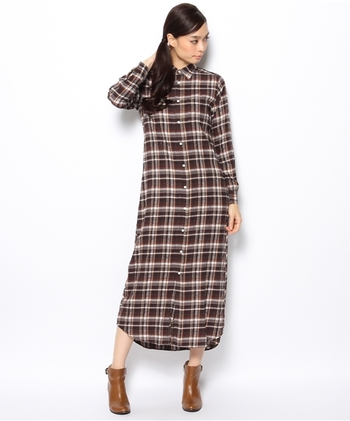 laule'a sunny side store(ラウレアサニーサイドストア)の「チェックロングシャツワンピース(シャツワンピース・レディース・ダークブラウン/ネイビー/レッド/イエロー・FREE)」の2枚目の写真