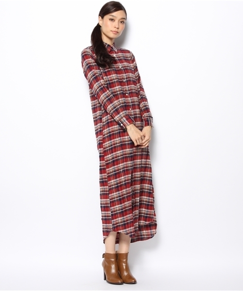 laule'a sunny side store(ラウレアサニーサイドストア)の「チェックロングシャツワンピース(シャツワンピース・レディース・ダークブラウン/ネイビー/レッド/イエロー・FREE)」の4枚目の写真