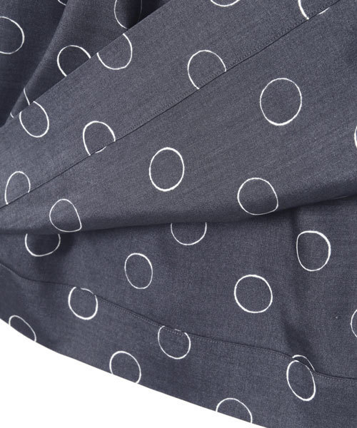MARGARET HOWELL（マーガレットハウエル）の「OUTLINE SPOT SILK