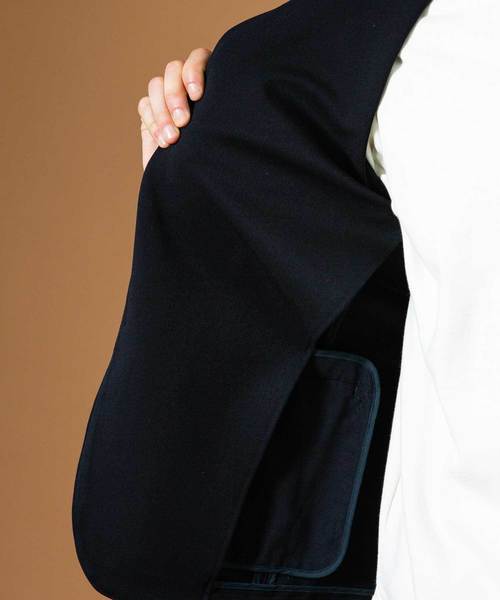 UNITED TOKYO(ユナイテッドトウキョウ)の「OUTLASTテーラードジャケット(テーラードジャケット・メンズ・ブラック/ネイビー・1/2/3)」の9枚目の写真