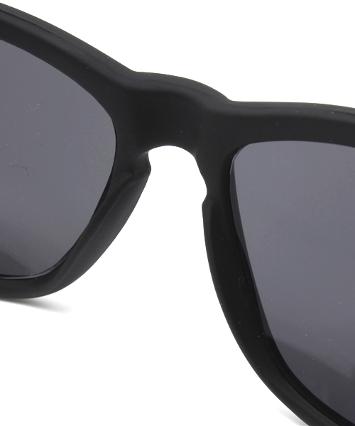 B:MING by BEAMS（ビーミングバイビームス）の「DANG SHADES / BlackxBlack（サングラス・メンズ・ブラック・FREE）」の3枚目の写真