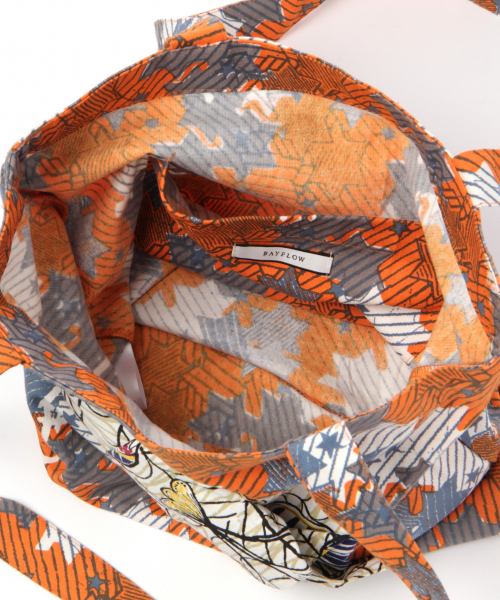 BAYFLOW（ベイフロー）の「カンガバンダナトート（トートバッグ・レディース・オレンジ/グレー・FREE）」の8枚目の写真