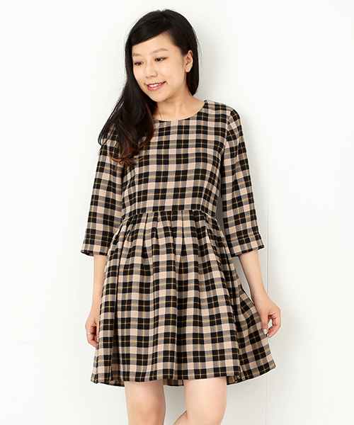 Ray BEAMS（レイビームス）の「Ray BEAMS / チェック タックフレアー ワンピース（ワンピース・レディース・ブラウン系その他/ブルー・1/0）」の10枚目の写真