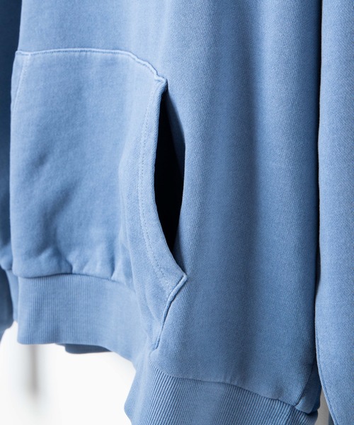 WEGO（ウィゴー）の「WEGO/ピグメントビッグシルエットプルパーカー（パーカー・メンズ・グリーン系その他/ブルー系その他/レッド系その他・MEDIUM/LARGE）」の14枚目の写真