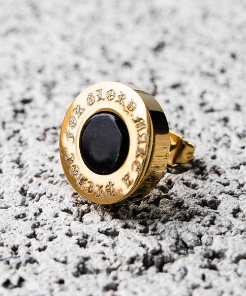 Pledge(プレッジ)の「《Pledge(プレッジ)》オニキスピアス(片耳)(ピアス(片耳用)・メンズ・シルバー/ブラック/ゴールド・FREE)」の9枚目の写真