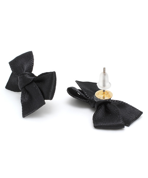 SMELLY（スメリー）の「SMELLY リボンピアス（ピアス（両耳用）・レディース・ブルー/ブラック/ベージュ・ONE）」の4枚目の写真