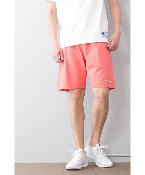 Champion（チャンピオン）の「【CHAMPION/チャンピオン】ルームウェア＆ワンマイルコーデベストセラーアイテム 柔らか感触のワンポイントロゴ入りスウェットショーツ　Ｃ３－Ｐ５０１（スウェットパンツ・メンズ・ホワイト/チャコールグレー/ブラック/ネイビー/グレー/レッド/ピンク/イエロー/ブルー/オリーブ/ブラウン・MEDIUM/LARGE/X-LARGE/SMALL/XX-LARGE）」の10枚目の写真