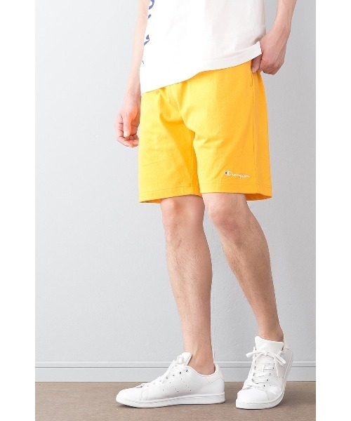 Champion（チャンピオン）の「【CHAMPION/チャンピオン】ルームウェア＆ワンマイルコーデベストセラーアイテム 柔らか感触のワンポイントロゴ入りスウェットショーツ　Ｃ３－Ｐ５０１（スウェットパンツ・メンズ・ホワイト/チャコールグレー/ブラック/ネイビー/グレー/レッド/ピンク/イエロー/ブルー/オリーブ/ブラウン・MEDIUM/LARGE/X-LARGE/SMALL/XX-LARGE）」の9枚目の写真