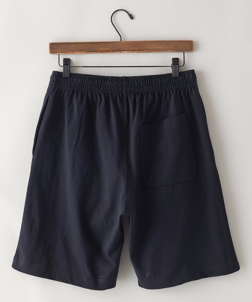 Champion（チャンピオン）の「【CHAMPION/チャンピオン】ルームウェア＆ワンマイルコーデベストセラーアイテム 柔らか感触のワンポイントロゴ入りスウェットショーツ　Ｃ３－Ｐ５０１（スウェットパンツ・メンズ・ホワイト/チャコールグレー/ブラック/ネイビー/グレー/レッド/ピンク/イエロー/ブルー/オリーブ/ブラウン・MEDIUM/LARGE/X-LARGE/SMALL/XX-LARGE）」の18枚目の写真